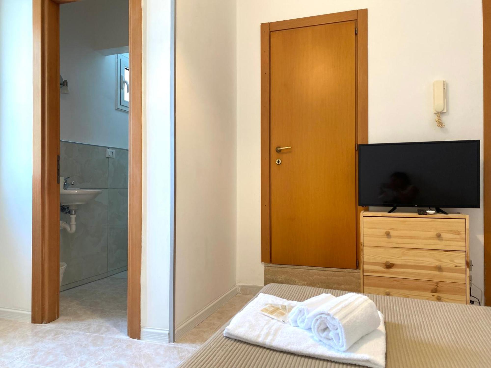 Dimora Santa Maria - Puglia Mia Apartments Monopoli Ngoại thất bức ảnh
