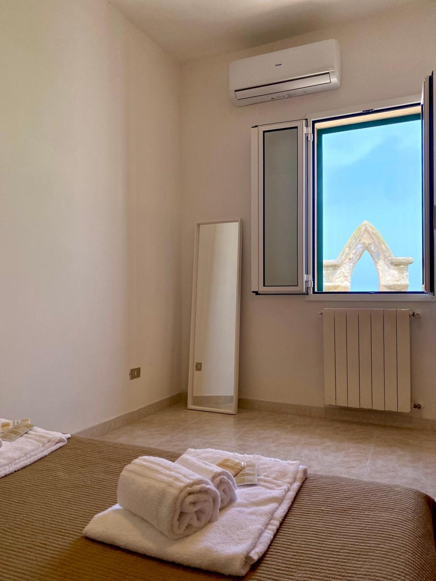 Dimora Santa Maria - Puglia Mia Apartments Monopoli Ngoại thất bức ảnh
